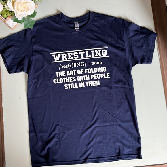 Men’s Custom Hilarious Logo T-Shirt - Large - Picture 2 of 3